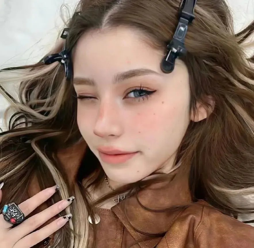 由吻生爱